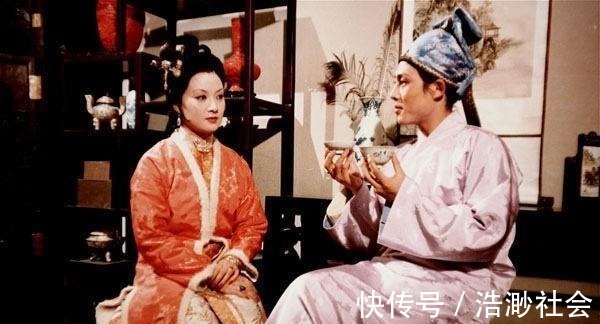 贾母&王熙凤怀7个月的男胎被谁气得流产了?贾琏一句话透露,原来是他