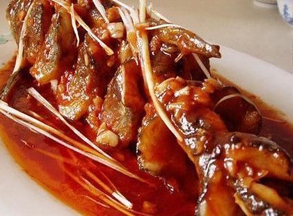 肉丝|美食精选杏鲍菇焖土豆片,红烧小白条,糖醋脆皮鱼,酱爆平菇肉丝