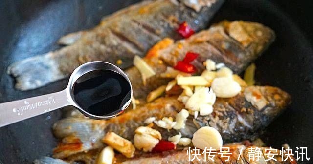 鱼汤一定要煮成牛奶白吗？私人诊所告诉你，尽量这样煮，汤最好喝