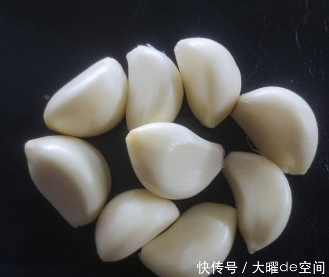 对我们的血|六种,换血食物,吃一次清理一次血液里的垃圾,重回年轻状态