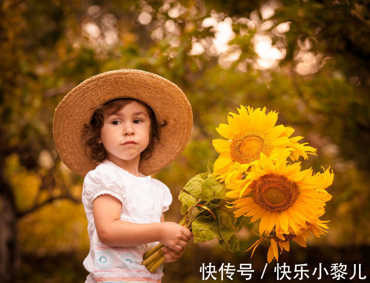 孩子|夏天带娃的四个习惯,看似疼孩子其实是“坑娃”,妈妈奶奶快改正