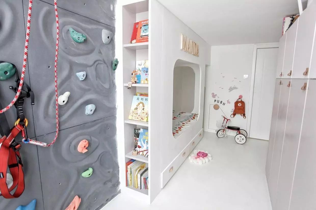 改造|她买下学区房,76㎡挤出8个房间,一层爆改两层,邻居都看呆了