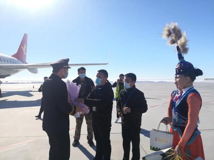 天津航空乌鲁木齐?富蕴首航