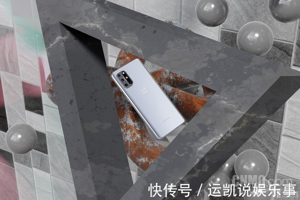 k40|现在买5G手机有几点必看!拿不准就选这四款手机
