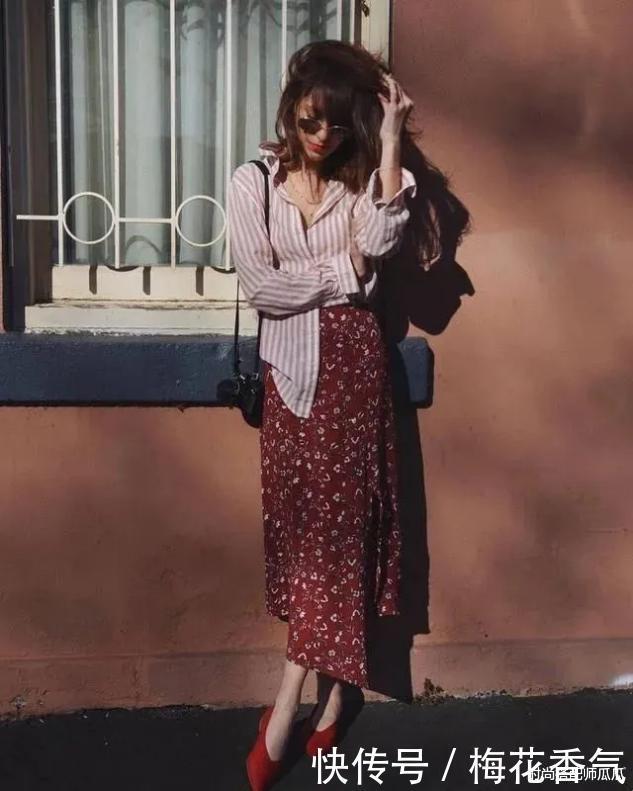 衬衫才是早秋的“扛把子”，今年流行穿这件，青春减龄又百搭