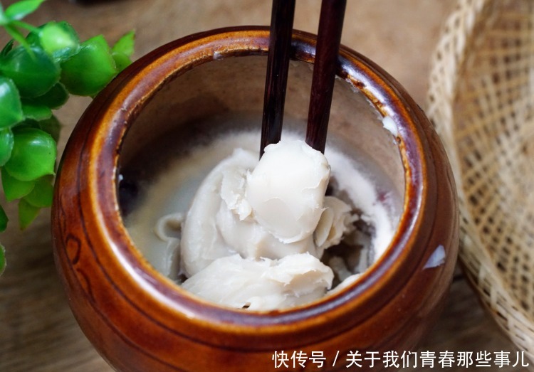 洁白|熬猪油时,只会加盐还不够!多加3样,猪油洁白香浓,放1年不会坏