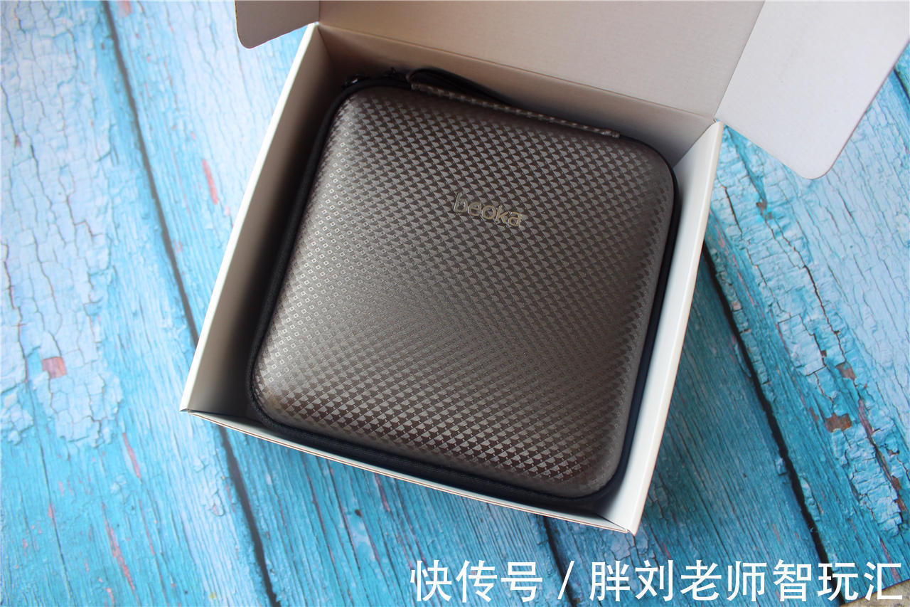 腰酸背痛|腰酸背痛腿抽筋,快用筋膜枪。舒服