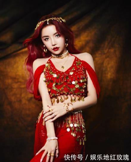 《爆裂舞臺》單依純的喂舞臺,劉柏辛:把我轉(zhuǎn)到外婆家去了