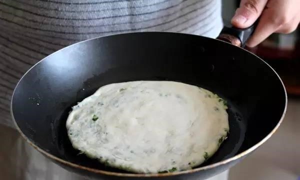 学会这几款煎饼,再也不用对着小吃摊流口水啦!