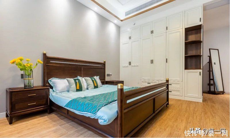 背景墙|170平米新中式风装修，客餐厅一体化，尽显东方雅韵