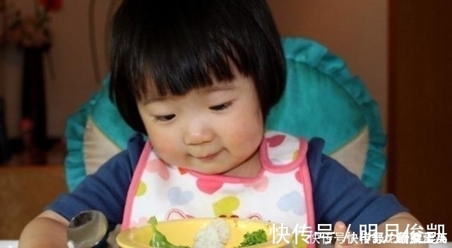 积食|8岁女孩脾胃衰竭,停止发育,医生怒斥:都是父母大意惹的祸!