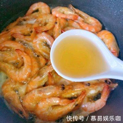好吃|这样做的油焖大虾~简单快手~好吃到舔手指