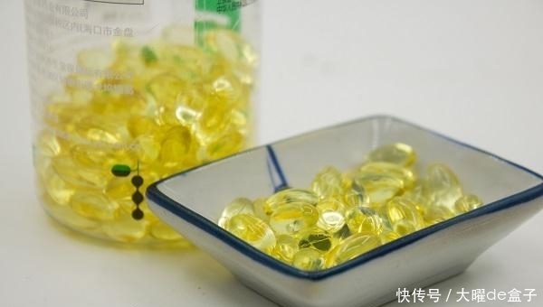 脸上斑点多，女子坚持睡前吃一粒维生素E，后来怎么样了？