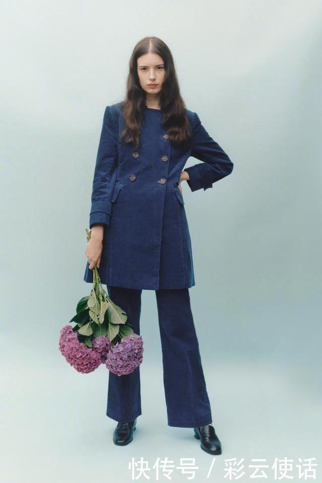 时髦|把纯色大衣收起来吧,今年流行这几种“花衣服”,高级又显时髦