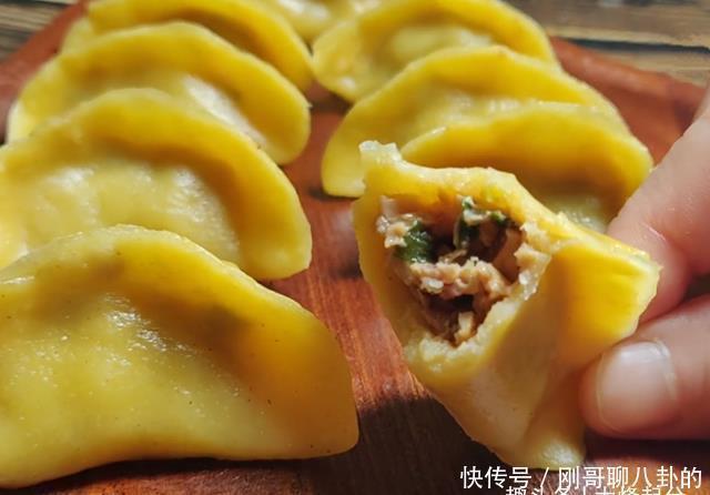 轻体|玉米面百吃不厌的做法，做法简单，美味又健康，很好的轻体美食