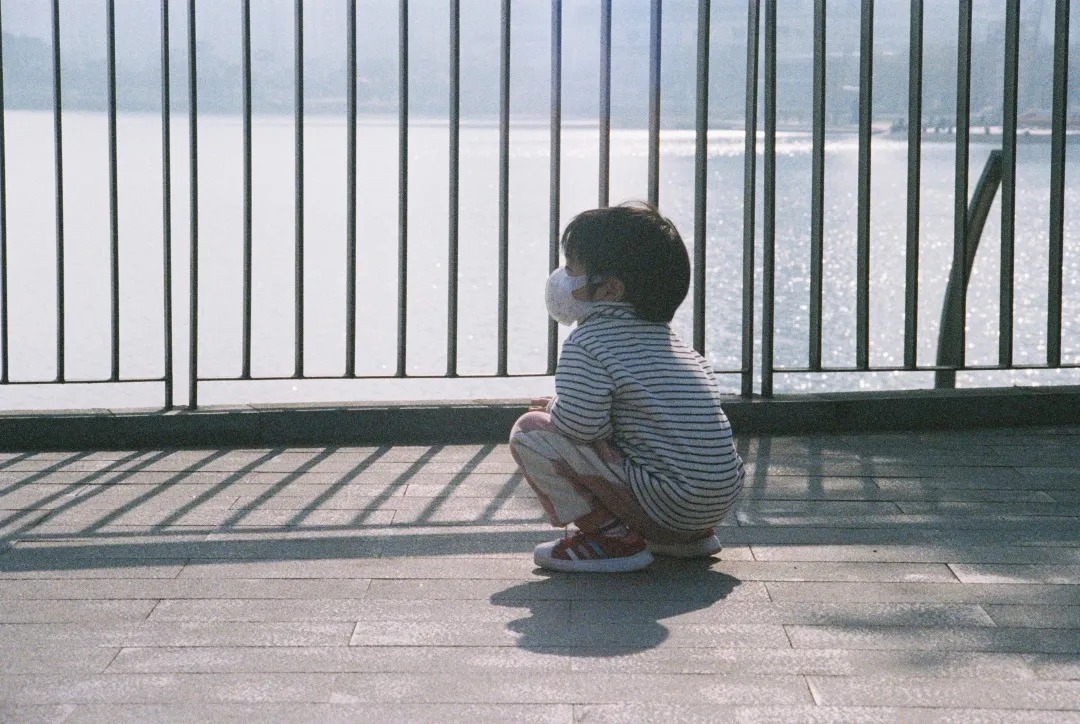 陶红|wenno:6岁男孩吞哨子,瞒了20年后肺部…不敢和父母说,是最危险的育儿信号