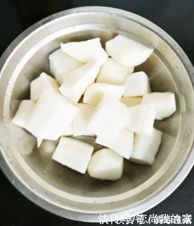 炖羊肉汤不要花椒、大料和料酒，加这两样味道鲜美，还没羊膻味!