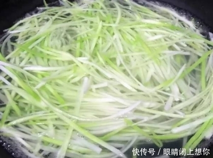 用错|做萝卜丸子时,很多人都用错了粉,丸子炸好不酥脆,放久太难吃