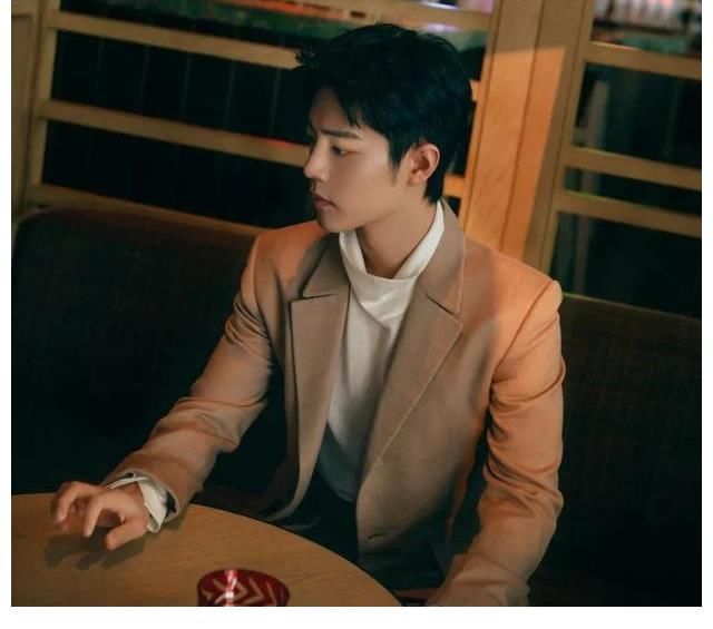 时代峰峻|清朗对TFBOYS影响？肖战综艺？蔡徐坤退出跑男？周深资源飞升？