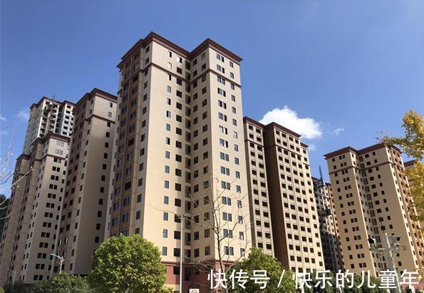 最低工资|买房时,该选择期房还是现房?过来人建议:别再想着''捡便宜''了