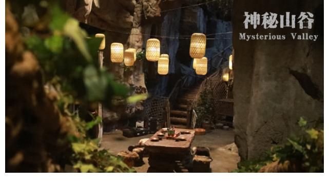 海报|凭什么?密室大逃脱海报被指抄袭,有人单拿杨幂邓伦说事