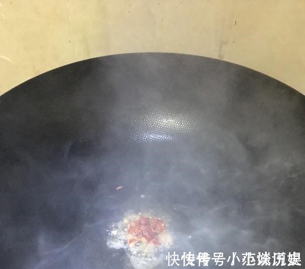 璐瑶|晚上失眠不要紧，三天两头吃它，才三块一斤，吃了睡得香！