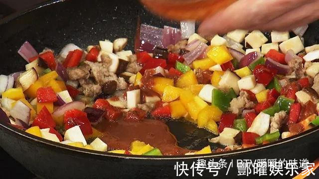 肉馅|常吃南瓜的注意了！南瓜竟有这种功效，简单一蒸好吃更营养！