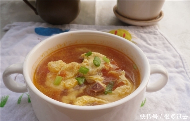 鸡蛋此做法,营养全面吃不胖,口感蓬松嫩滑,像云朵一样漂亮