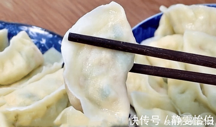 白菜|秋冬吃饺子，韭菜茴香靠边站，用它做馅最香，正大量上市，别错过