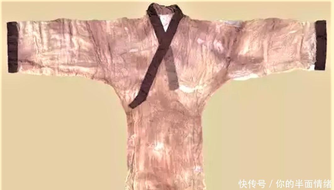盗墓者建议水洗此墓,专家最终采纳,意外冲出三件文物!