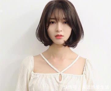 烫发|别为了省钱剪短发不烫发,试试这3款烫发,时髦又显脸小