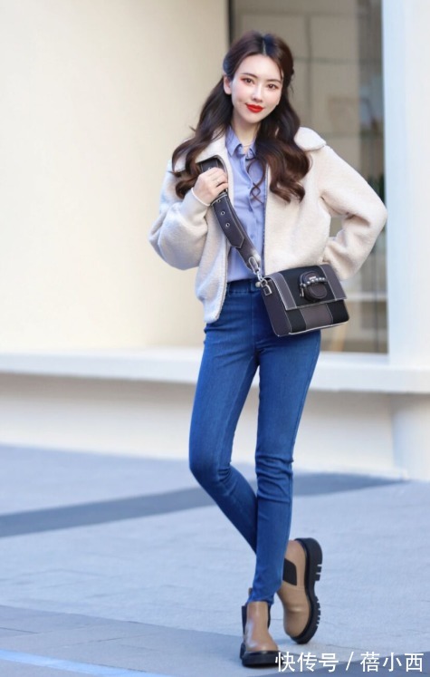 时髦 人人都有的牛仔裤怎么穿才时髦?一看上衣、二看鞋子,照搬就OK