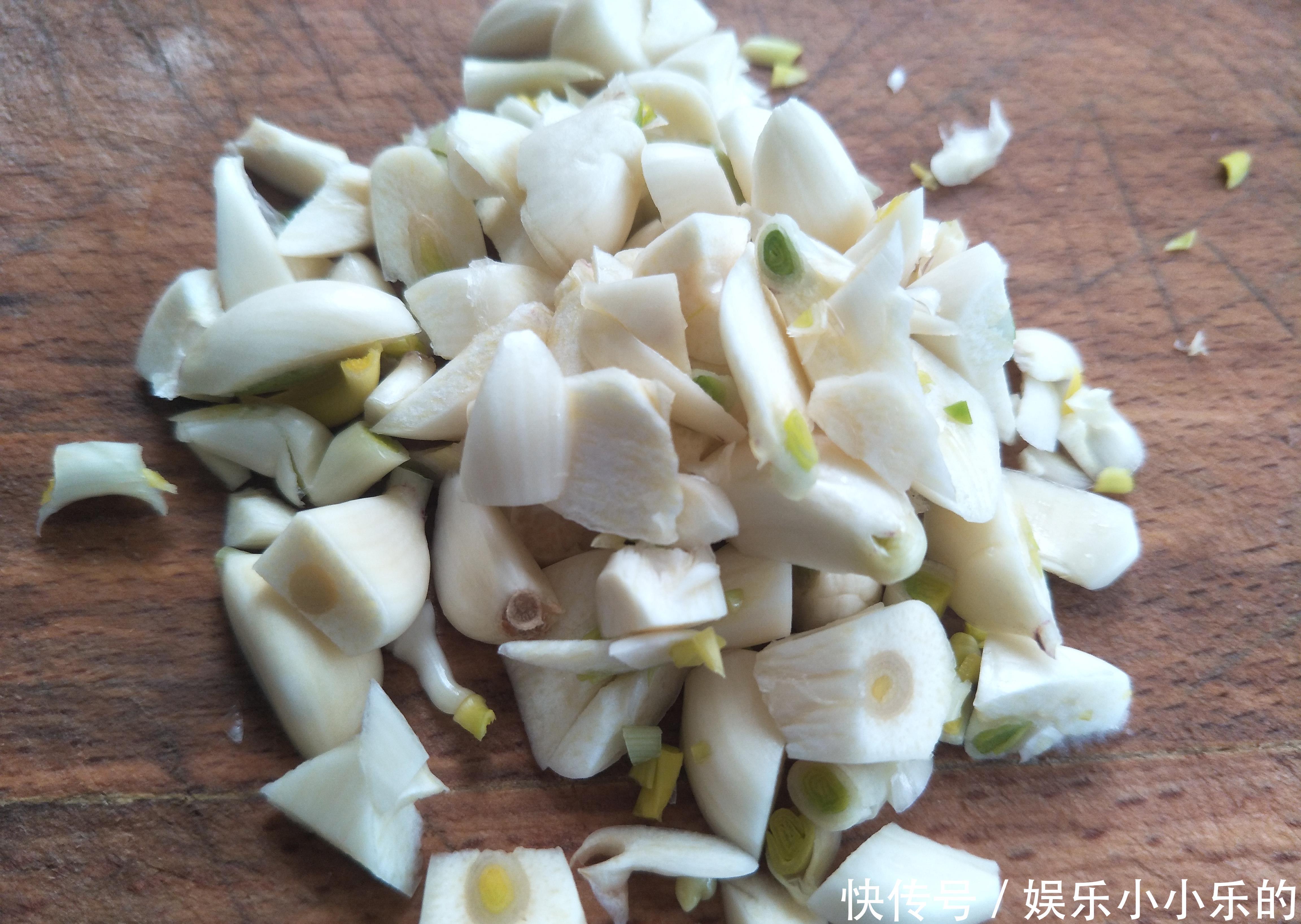 炒土豆丝时,放醋方法有讲究,教你1招,土豆丝酸香不呛口