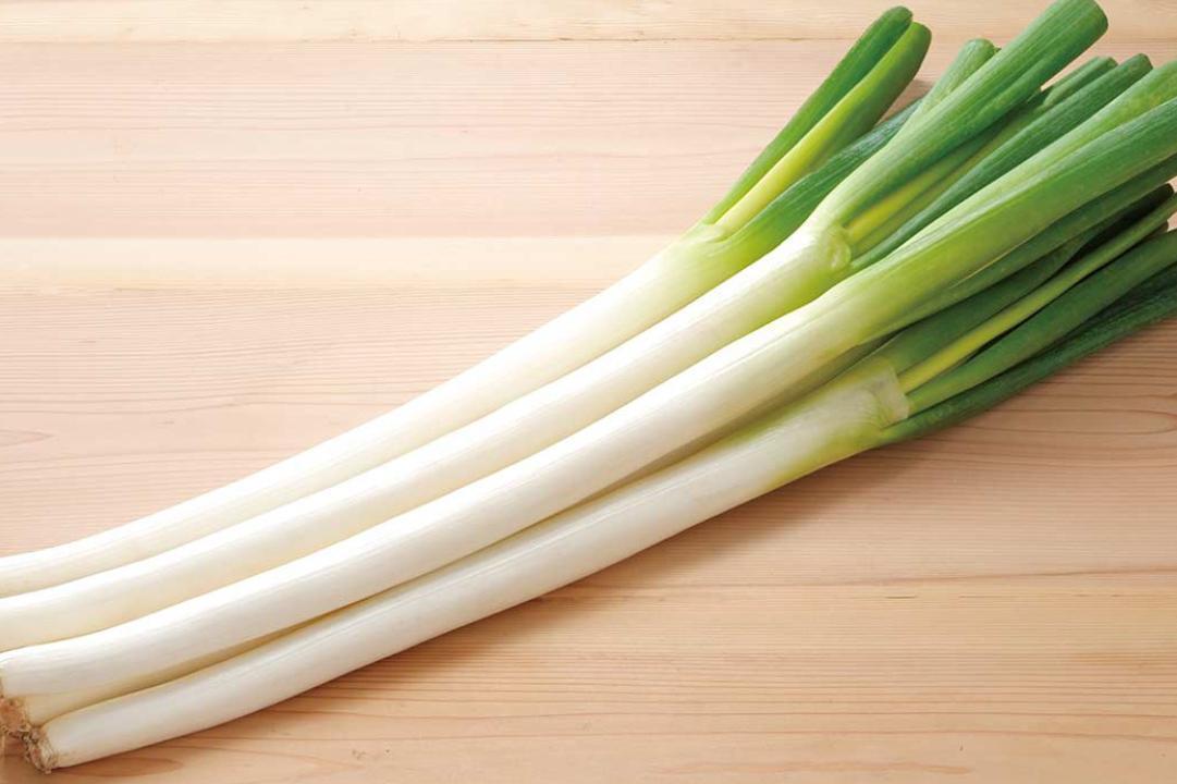 #和珅出上联“三斤四两五花肉”,纪晓岚妙对下联,堪称经典!