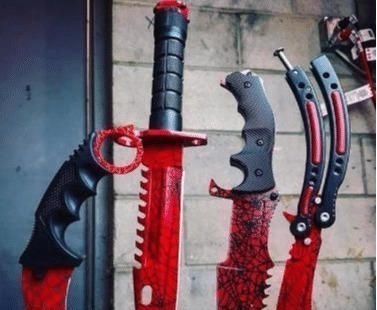 黑曜石&民间手工艺人做出的刀具,宛如武侠小说中的神兵利器,看着都想要