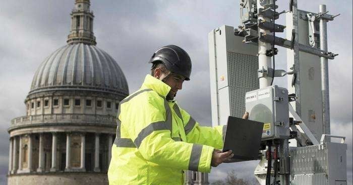 英国人|英国人:中国的经济增速已经由负转正了,我们还在准备拆5G基站