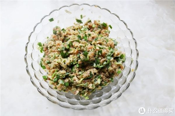 冬天吃饺子别错过这馅,大人孩子都喜欢,一顿能吃20个,真香