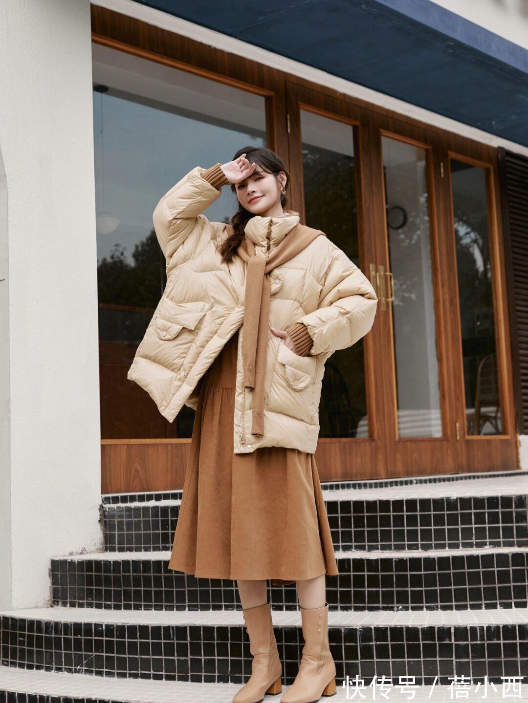 搭配|冬季穿衣无需复杂,用“羽绒服”打造好气质,保暖与时尚都有了
