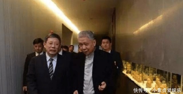 查不到|她是马未都背后的女人,低调得连信息都查不到!