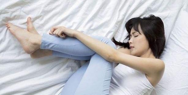 例假|子宫健康的女性，例假通常会有4个特点，若你也是，偷着乐吧！