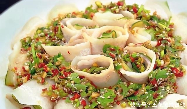 八道凉拌白肉,口感和味道各不相同,等着你来发现,等着你来品尝