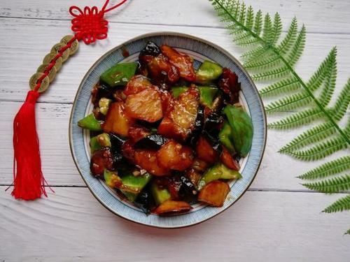 东北|这道东北名菜,这么做才正宗香浓可口,快速下饭