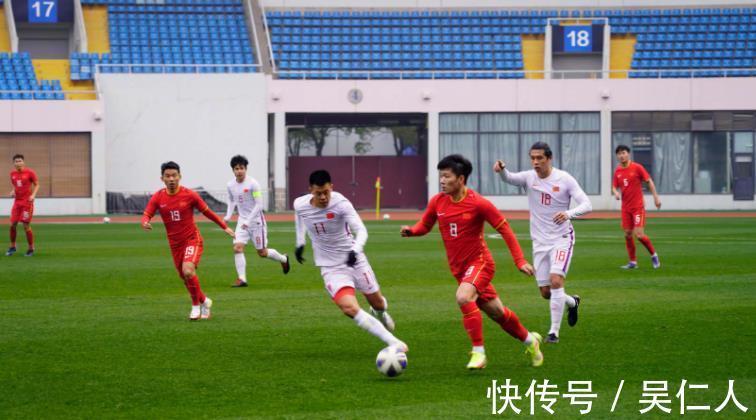 转正|郑智要转正?有望随李霄鹏远征日本及越南,以特殊身份征战12强赛