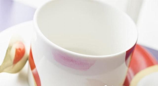 喜欢涂口红的人,都有哪些口红烦恼呢一起来吐槽一下吧