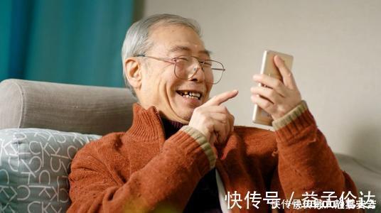 涌泉穴|98岁老人身体年轻如40，秘诀则是不失眠睡得香，只因爱吃这1酸