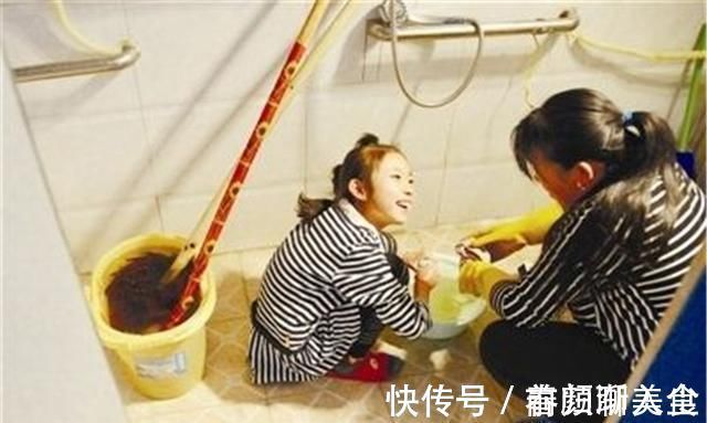 积极性|爸爸让儿子洗香菇,萌娃直接“抛光”,爸爸在一旁哭笑不得