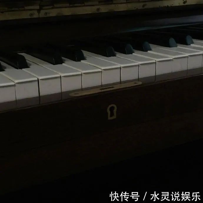 神仙·朋友圈封面背景图丨二十余年如一梦,此身虽在堪惊