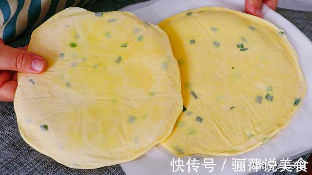 玉米面懒人早餐饼，比手抓饼简单好吃，学会了早餐天天不重样，香