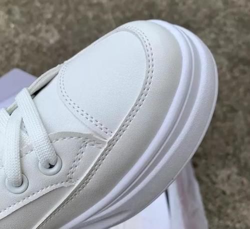 做家务洗白鞋子，是不是会烦恼怎么洗呢？这些技巧学起来