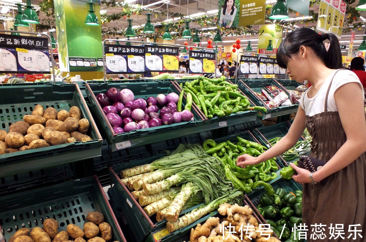 延缓衰老|不想提前长老年斑教你吃5种食物,做好三件事,延缓衰老保健康